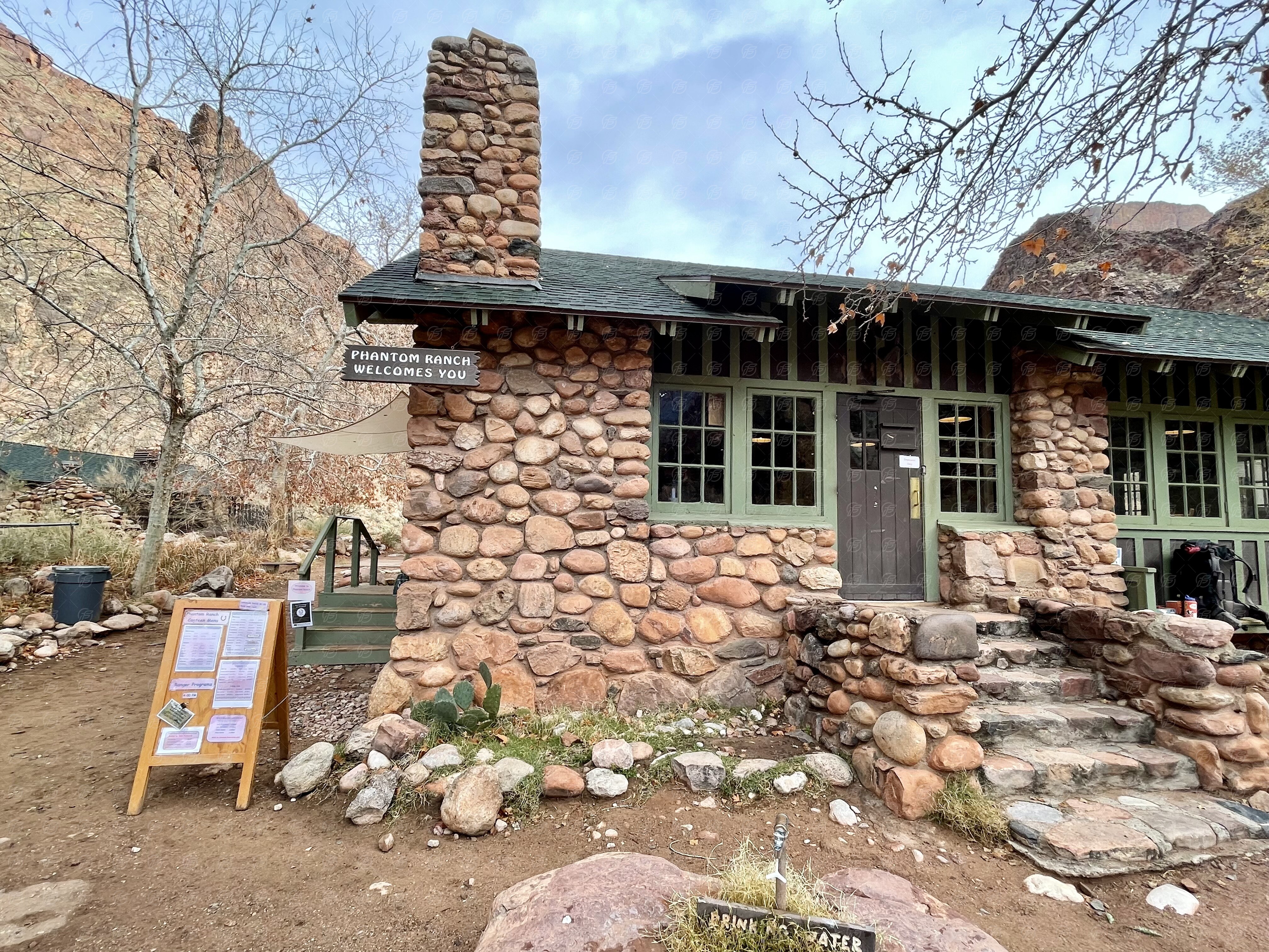 Hike to the bottom of the Grand Canyon – Foortrek